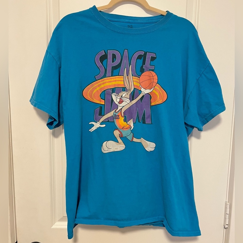 VNTG Space Jam Looney Toons Graphic Tee